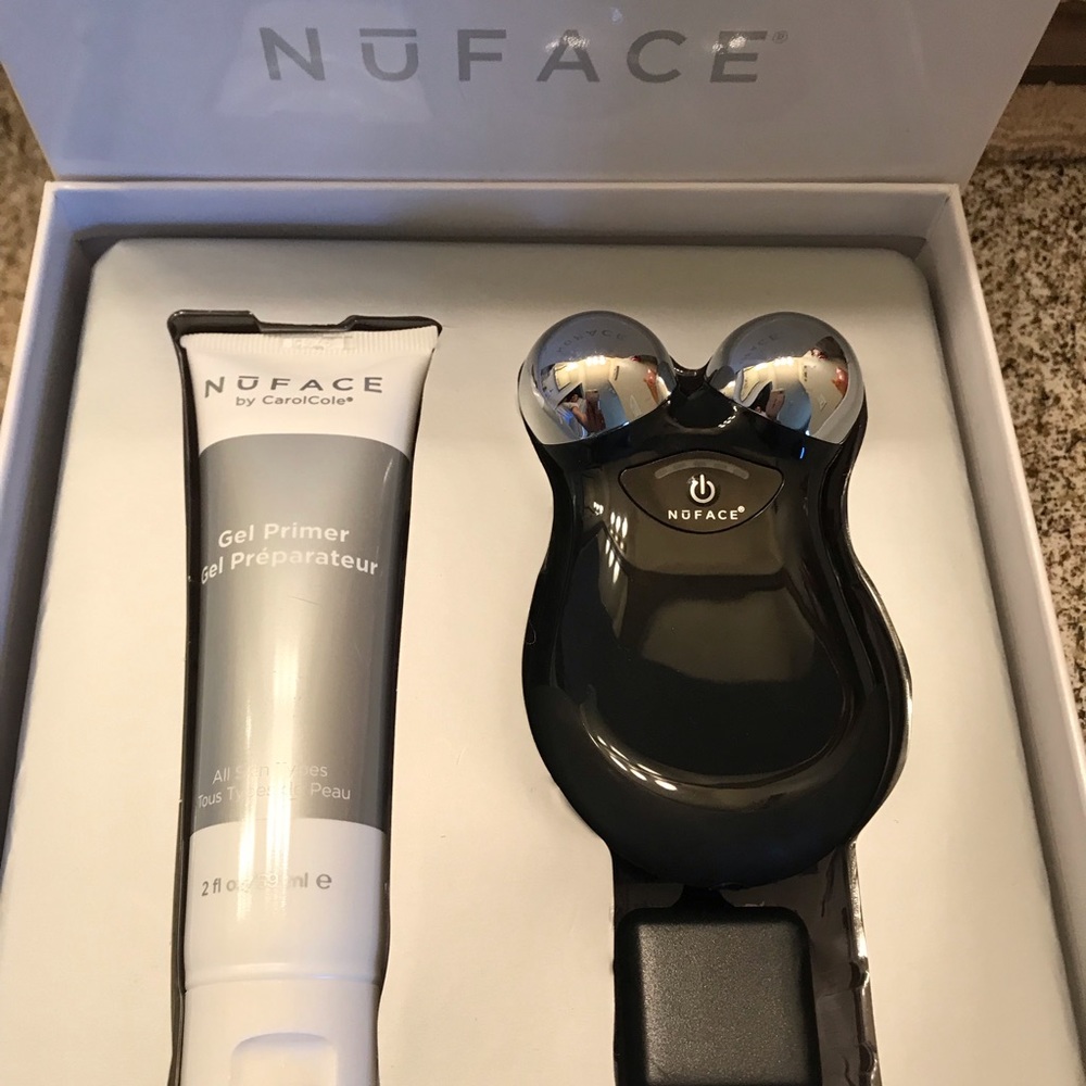NuFace Mini Facial Toning Device